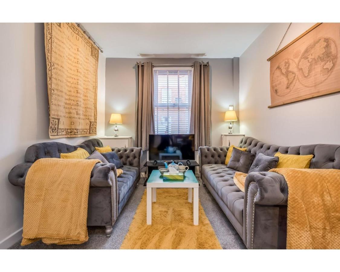 Central Belfast Apartments Ravenhill Bagian luar foto
