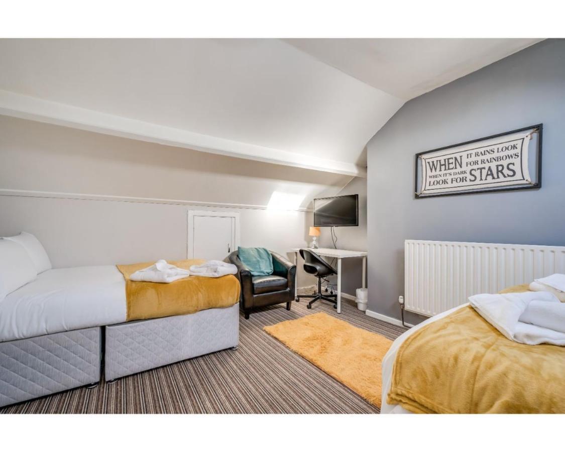 Central Belfast Apartments Ravenhill Bagian luar foto