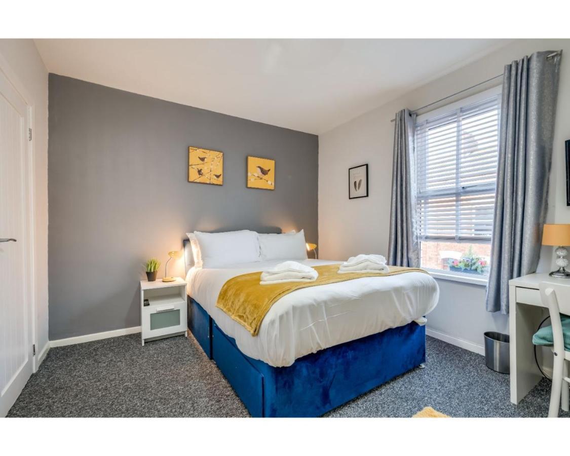 Central Belfast Apartments Ravenhill Bagian luar foto
