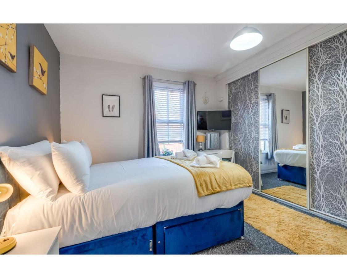 Central Belfast Apartments Ravenhill Bagian luar foto